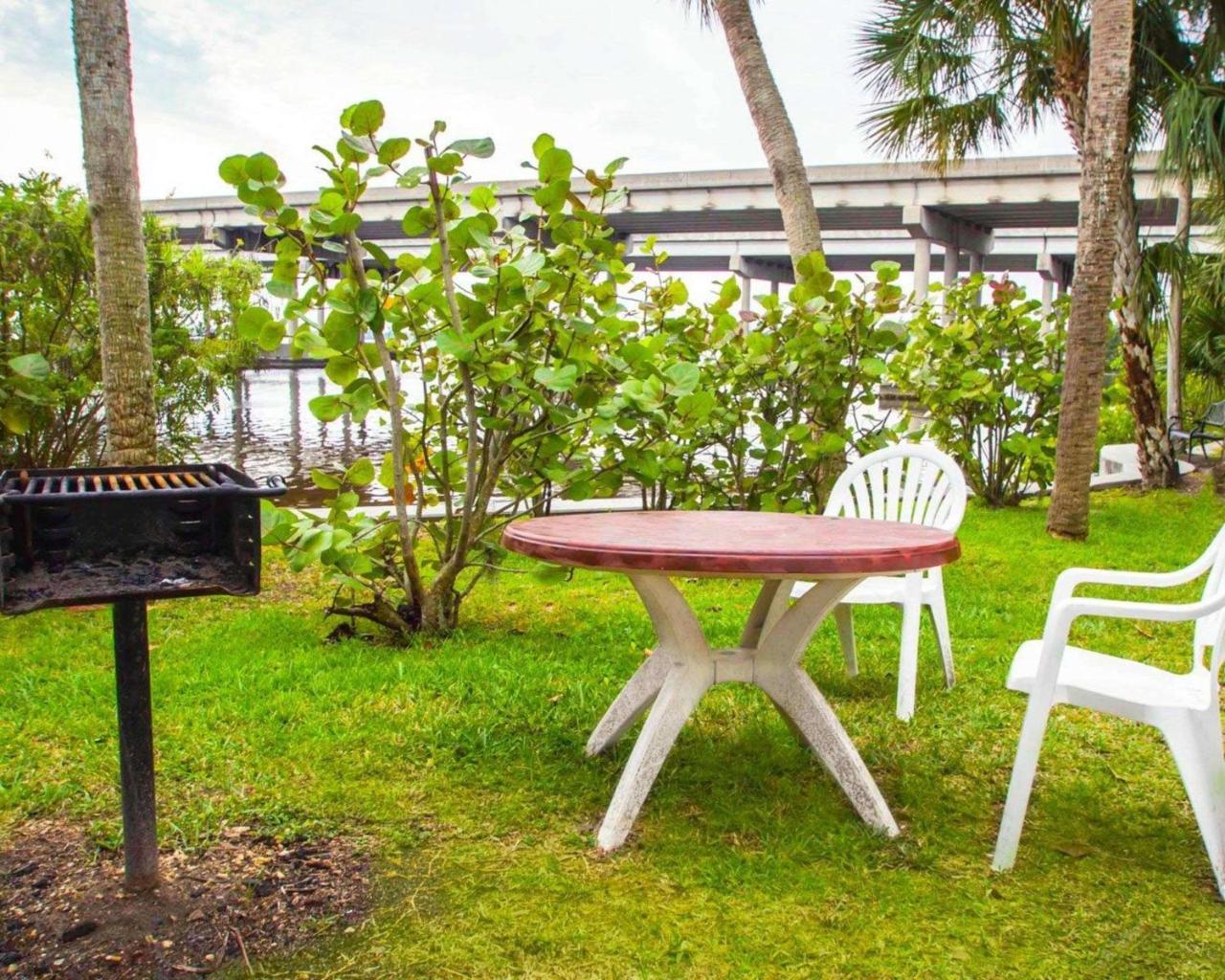 Sleep Inn & Suites Riverfront Ellenton Exterior foto